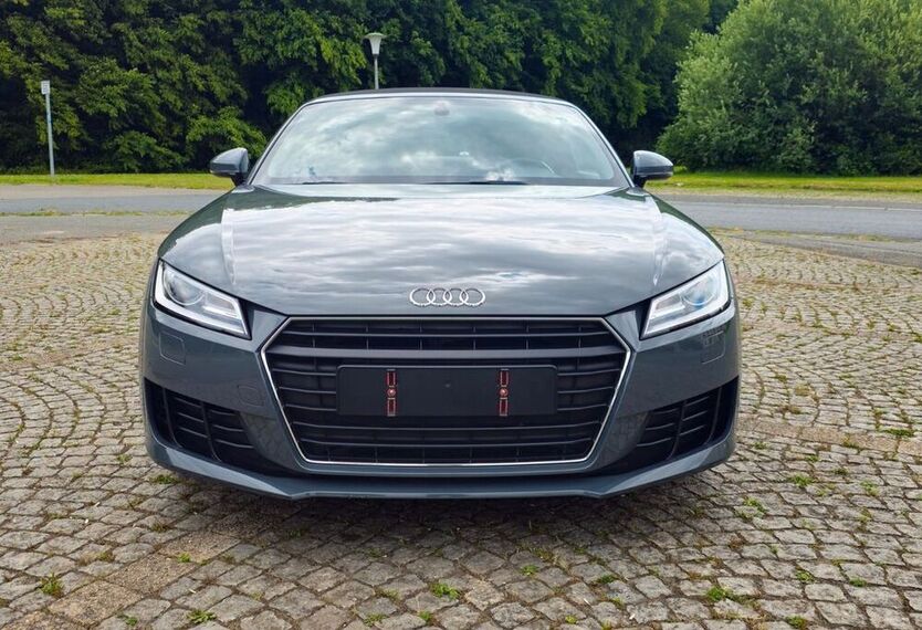 TT