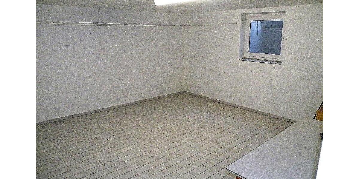 Dachgeschoßwohnung Gifhorn - 2 Zimmer, 62 m&sup2;, 705&euro; | Angebot:26031898