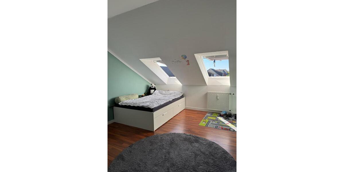 Dachgeschoßwohnung Wolfsburg Almke - 4 Zimmer, 120 m&sup2;, 315.000&euro; | Angebot:26293963