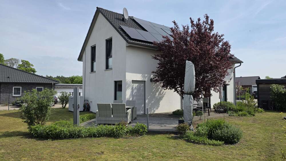 Einfamilienhaus Helmstedt - 4 Zimmer, 129 m&sup2;, 399.000&euro; | Angebot:24432206