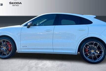 Porsche Cayenne 63.800 km 85.970 € Wolfsburg 38446