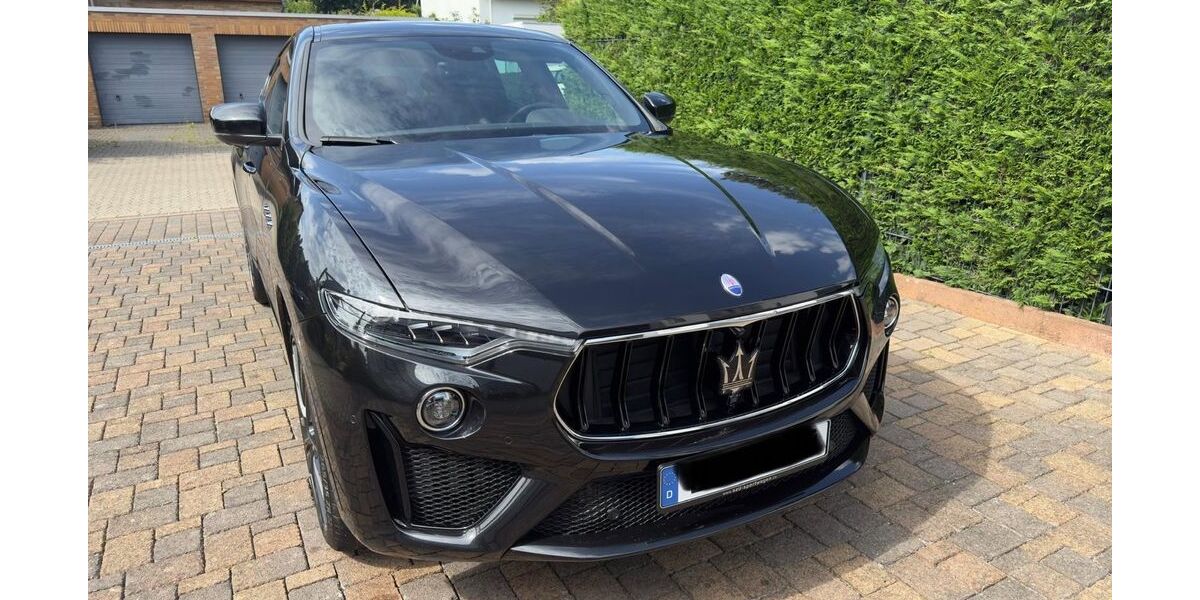 Maserati Levante 29.500 km 60.990 &euro; Braunschweig 38110