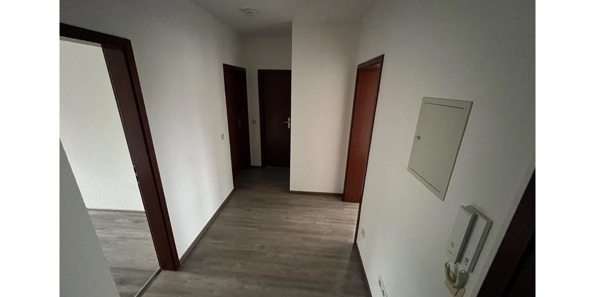 Etagenwohnung Wolfsburg Detmerode - 3 Zimmer, 79 m&sup2;, 160.000&euro; | Angebot:27197604