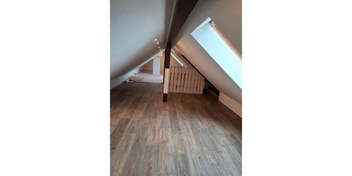 Dachgeschoßwohnung Barwedel - 3 Zimmer, 95 m&sup2;, 795&euro; | Angebot:26610278