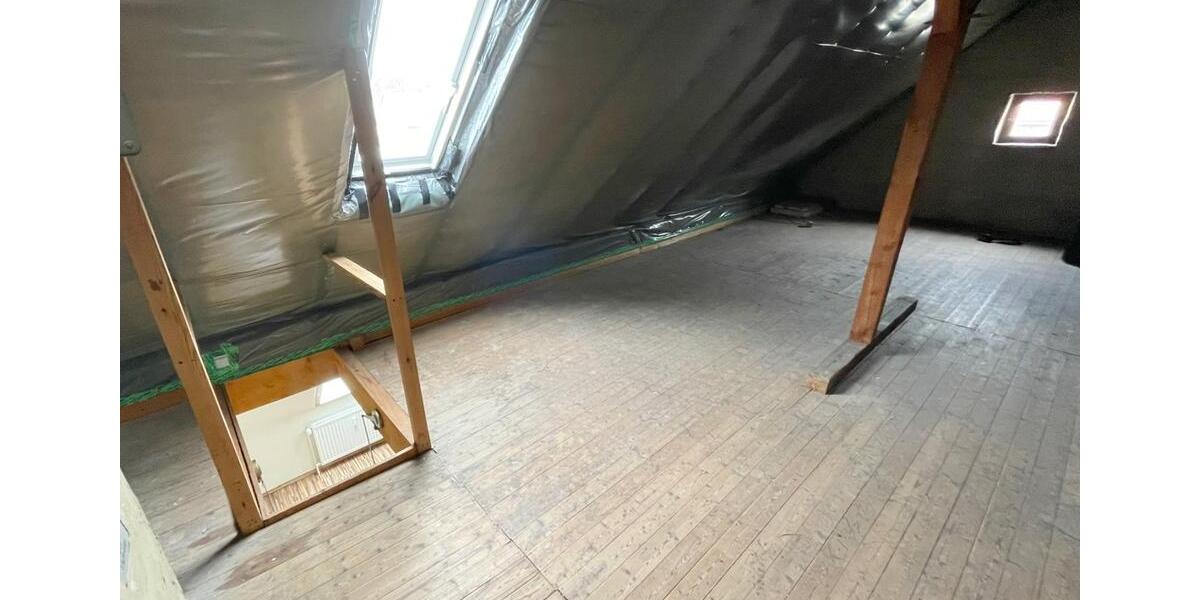 Dachgeschoßwohnung Jembke - 3 Zimmer, 88 m&sup2;, 920&euro; | Angebot:26591214