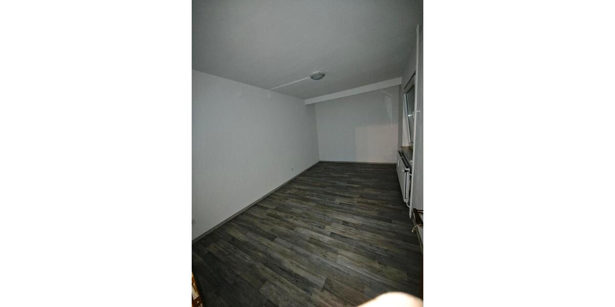 3 Zimmer Erdgeschoß Wohnung 3 zimmer