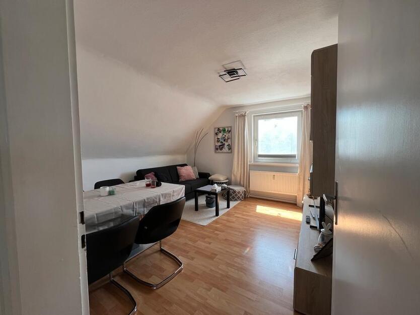 ANFRAGESTOPP!! Helle 3 Zimmer Wohnung