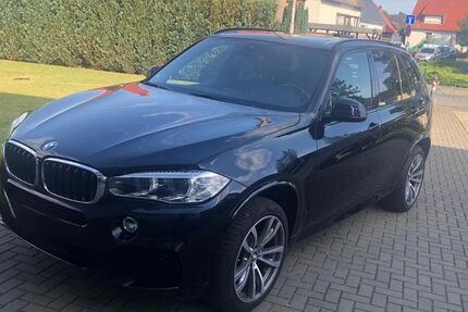 BMW X5 158.000 km 30.500 € Braunschweig 38108