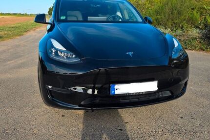 Tesla Model Y 55.000 km 38.449 &euro; Braunschweig 38110