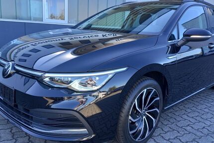 VW Golf 33.582 km 27.370 € Wolfsburg 38446