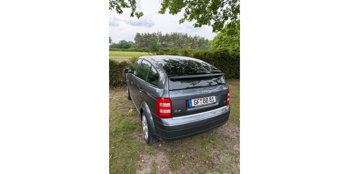 Audi A2 176.000 km 2.500 &euro; Vollbüttel 38551