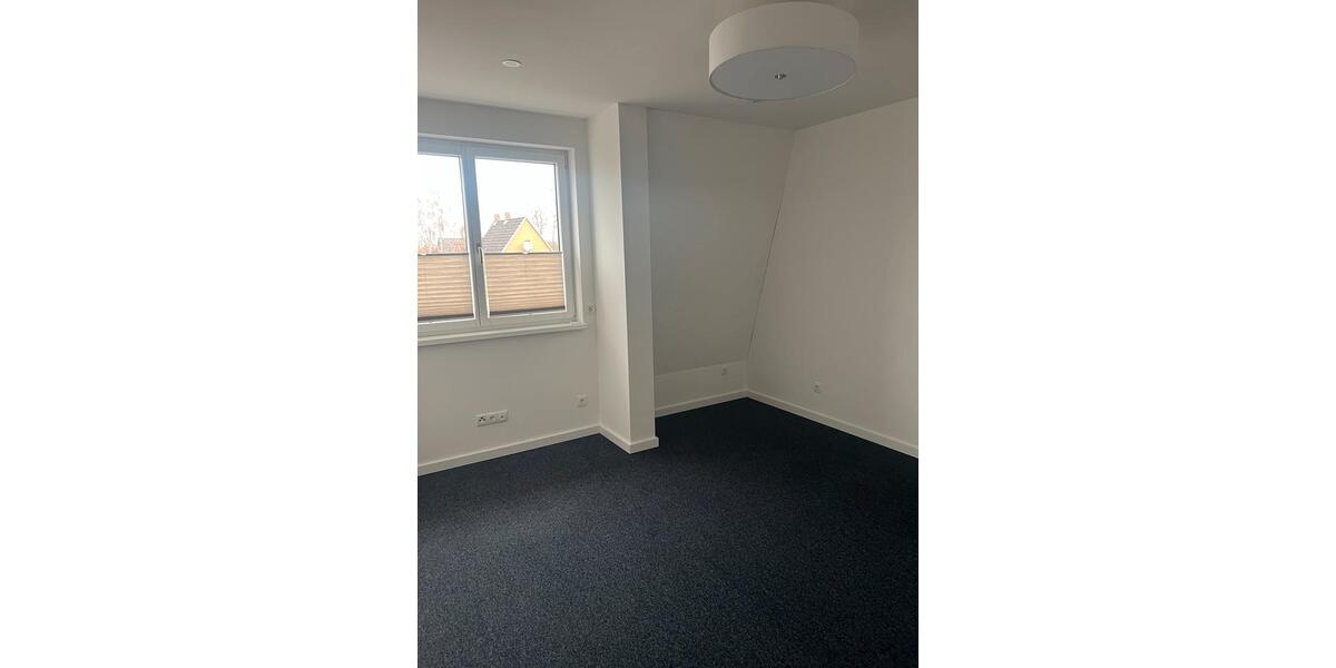 Etagenwohnung Wendeburg - 3 Zimmer, 82 m&sup2;, 930&euro; | Angebot:24975126