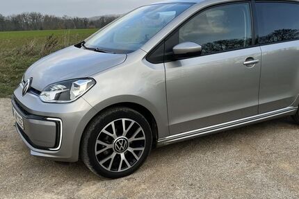 VW e-up! 38.000 km 14.100 € Erkerode 38173