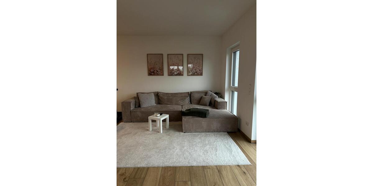Etagenwohnung Velpke - 2 Zimmer, 80 m&sup2;, 950&euro; | Angebot:26237599