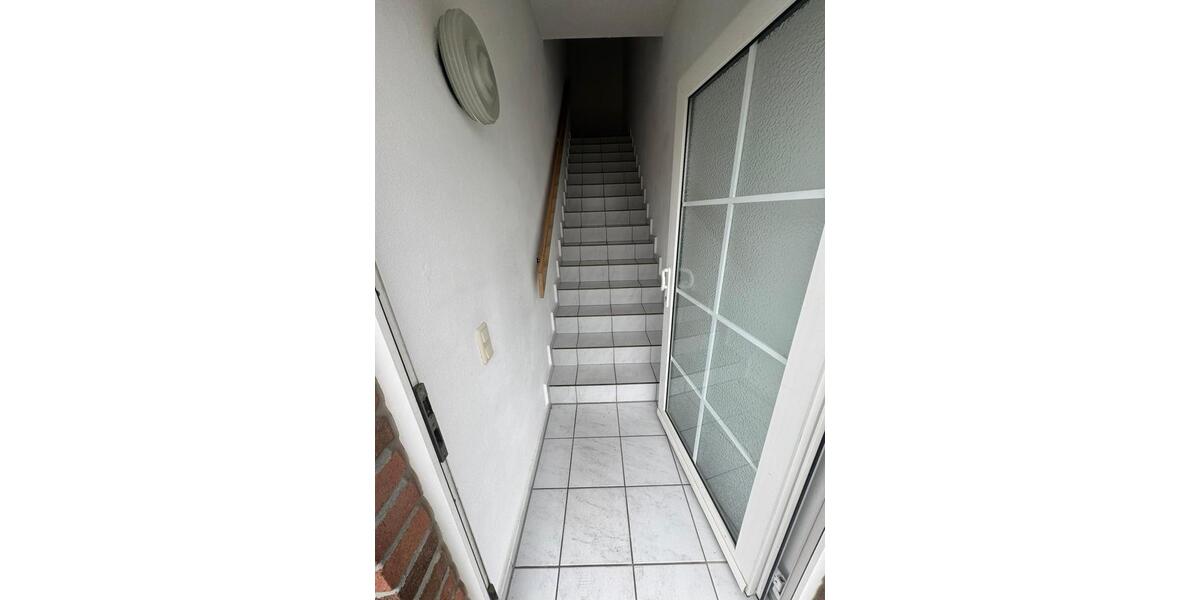 Etagenwohnung Sassenburg - 3 Zimmer, 90 m&sup2;, 700&euro; | Angebot:26607907