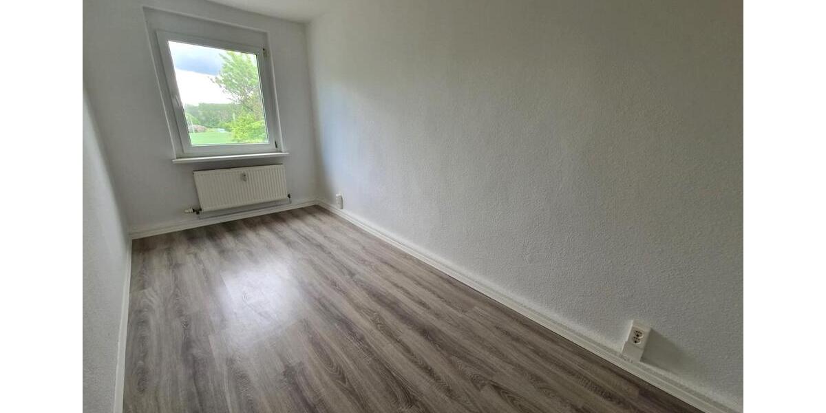 Etagenwohnung Oebisfelde-Weferlingen Döhren - 4 Zimmer, 72 m&sup2;, 419&euro; | Angebot:26585227