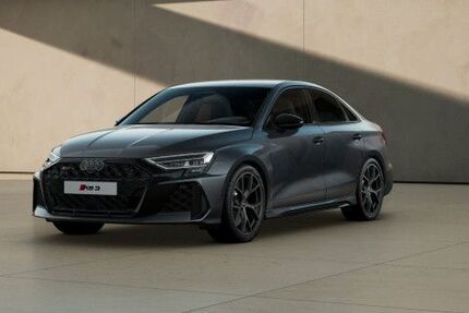 Audi RS3 2.000 km 67.700 &euro; Wolfsburg 38440