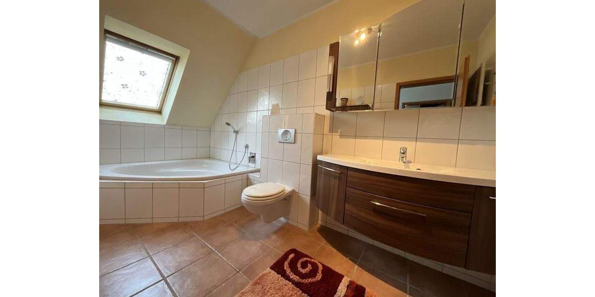 Doppelhaushälfte Braunschweig Waggum - 4 Zimmer, 119 m&sup2;, 1.500&euro; | Angebot:25606430