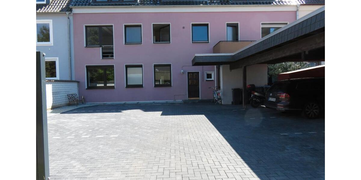 Dachgeschoßwohnung Wolfsburg - 2 Zimmer, 60 m&sup2;, 550&euro; | Angebot:26237596