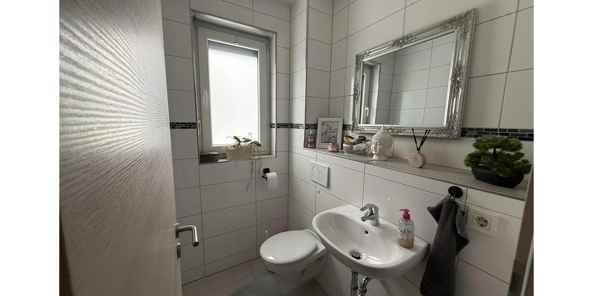 Etagenwohnung Sassenburg - 4 Zimmer, 110 m&sup2;, 1.215&euro; | Angebot:24848560