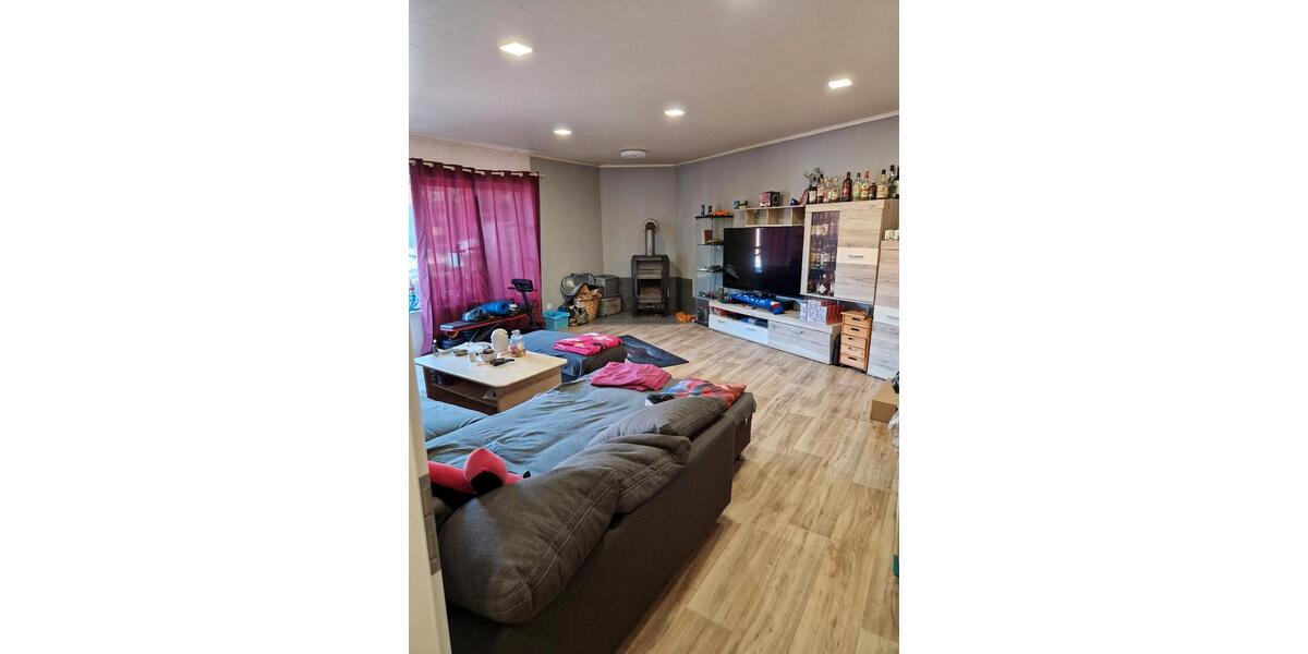 Erdgeschoßwohnung Weyhausen - 3 Zimmer, 104 m&sup2;, 185.000&euro; | Angebot:26089851