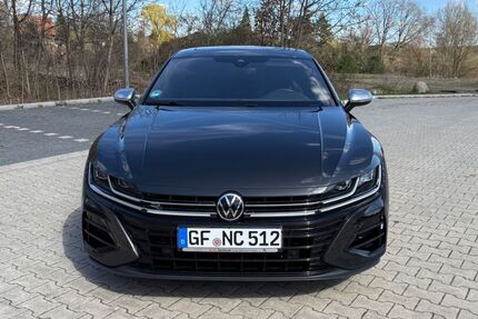 VW Arteon 58.000 km 32.400 &euro; Tülau 38474