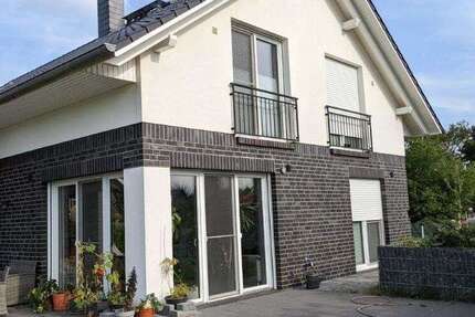 Haus zum Kaufen in Rennau Ahmstorf 875.000 € 192.74 m²