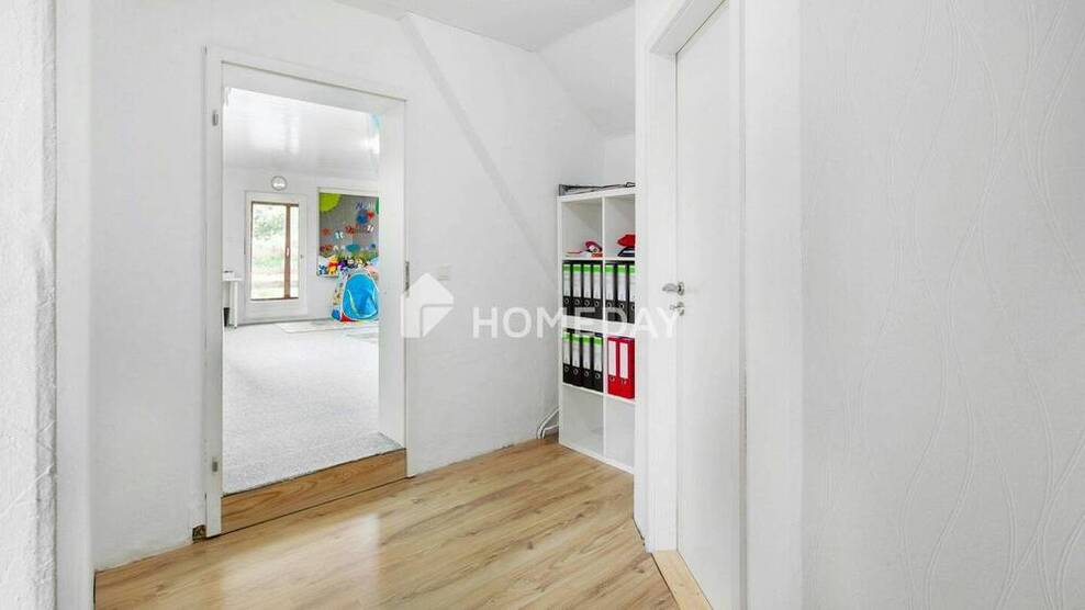 Großzügiges Zuhause für die ganze Familie - Gepflegte Doppelhaushälfte mit rund 180 m² Wohnfläche