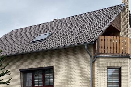 Ein Traum vom EigenheimGeräumige 7-Zimmer-EinZwei Familienhaus zimmer