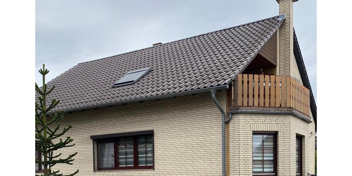 Ein Traum vom EigenheimGeräumige 7-Zimmer-EinZwei Familienhaus zimmer