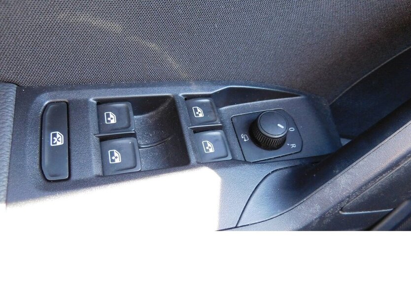 Seat Ibiza 1.0 FR-Line TSI BMT 4Trg Navi Klima 23.900 km 15.990 € Vordorf 38533