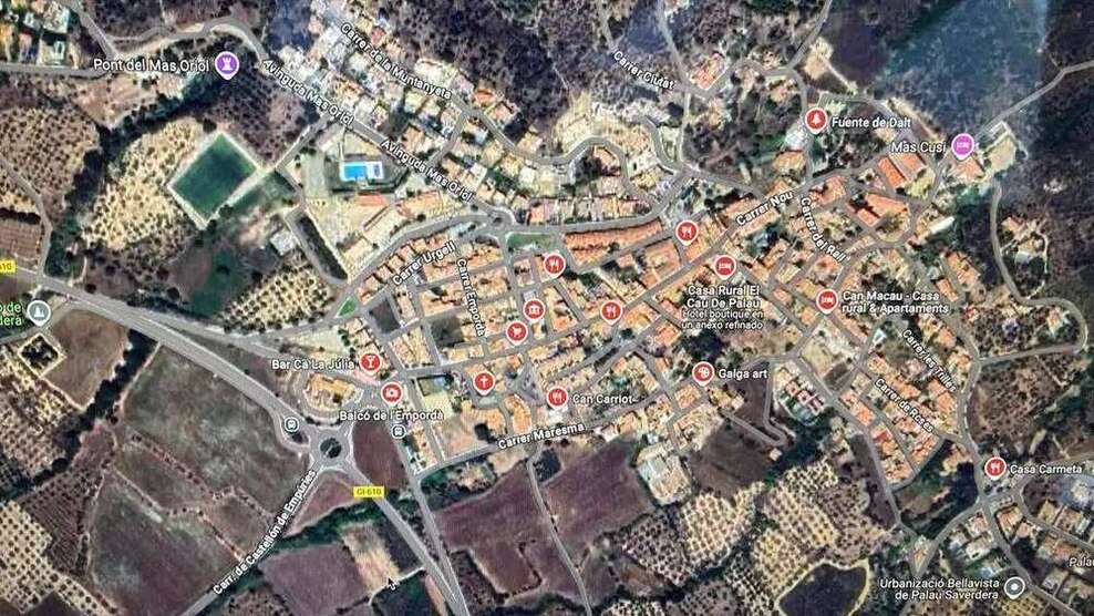 Grundstück zu verkaufen in Palau-Saverdera 365.000 € 1760 m²