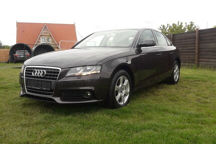Audi A4 180.230 km 4.900 &euro; Meinkot 38458