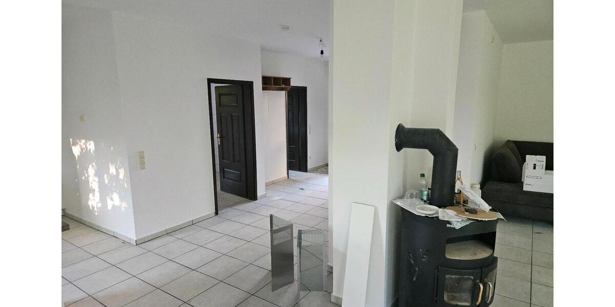 Einfamilienhaus Helmstedt - 7 Zimmer, 178 m&sup2;, 1.400&euro; | Angebot:25768988