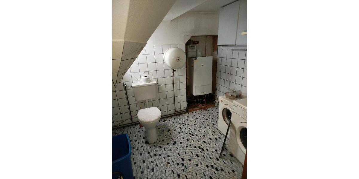 Maisonettenwohnung Helmstedt - 5 Zimmer, 144 m&sup2;, 120.000&euro; | Angebot:24741210