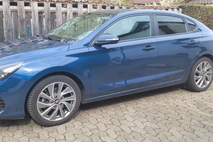 Hyundai i30 125.000 km 12.500 &euro; Braunschweig 38116