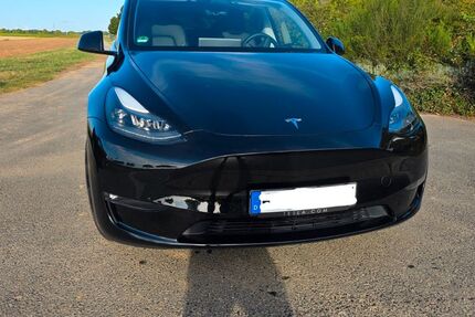 Tesla Model Y 55.000 km 38.449 &euro; Braunschweig 38110