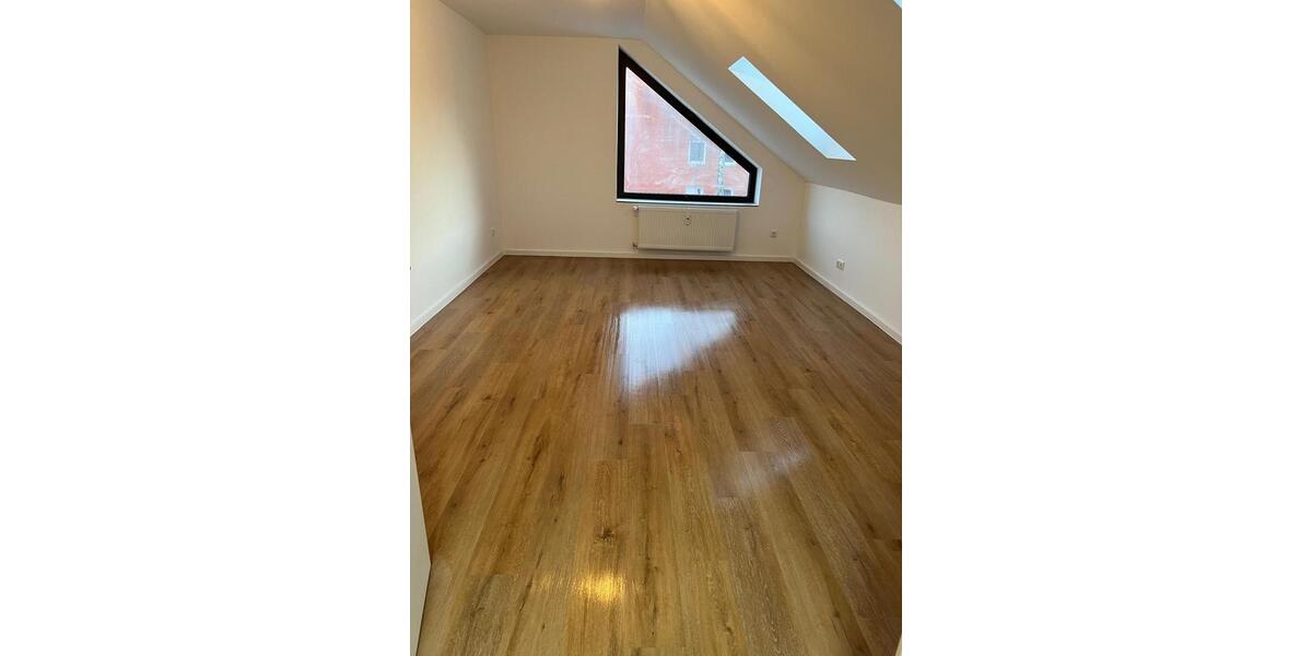 Moderne 3-Zimmer-Dachgeschosswohnung in BS-Melverode – Erstbezug 3 zimmer