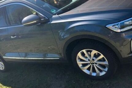 VW T-Roc 27.000 km 26.800 &euro; Osloß 38557