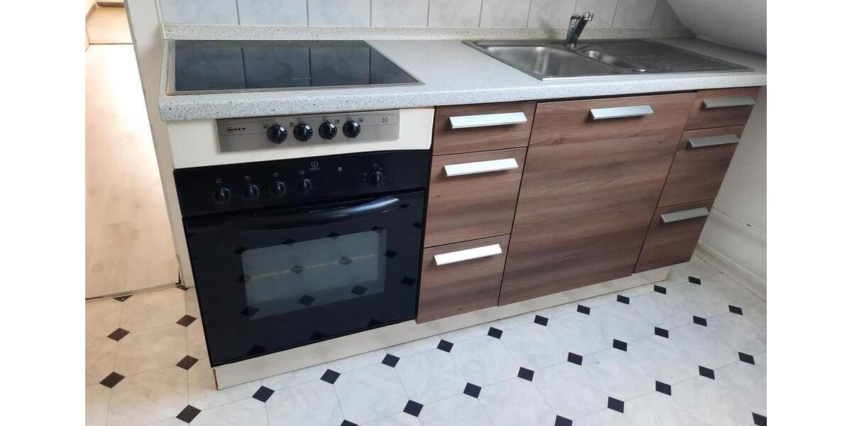 Dachgeschoßwohnung Wolfsburg - 2 Zimmer, 51 m&sup2;, 410&euro; | Angebot:26585051