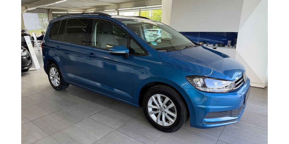 VW Touran 276.000 km 11.990 € Braunschweig 38116