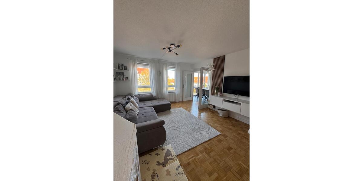 Etagenwohnung Wolfsburg - 3 Zimmer, 83 m&sup2;, 830&euro; | Angebot:26126291