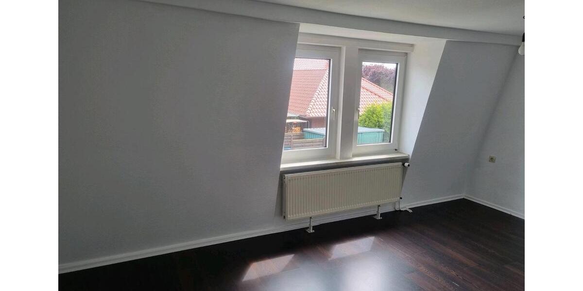 Etagenwohnung Groß Twülpstedt - 3 Zimmer, 130 m&sup2;, 700&euro; | Angebot:26674199