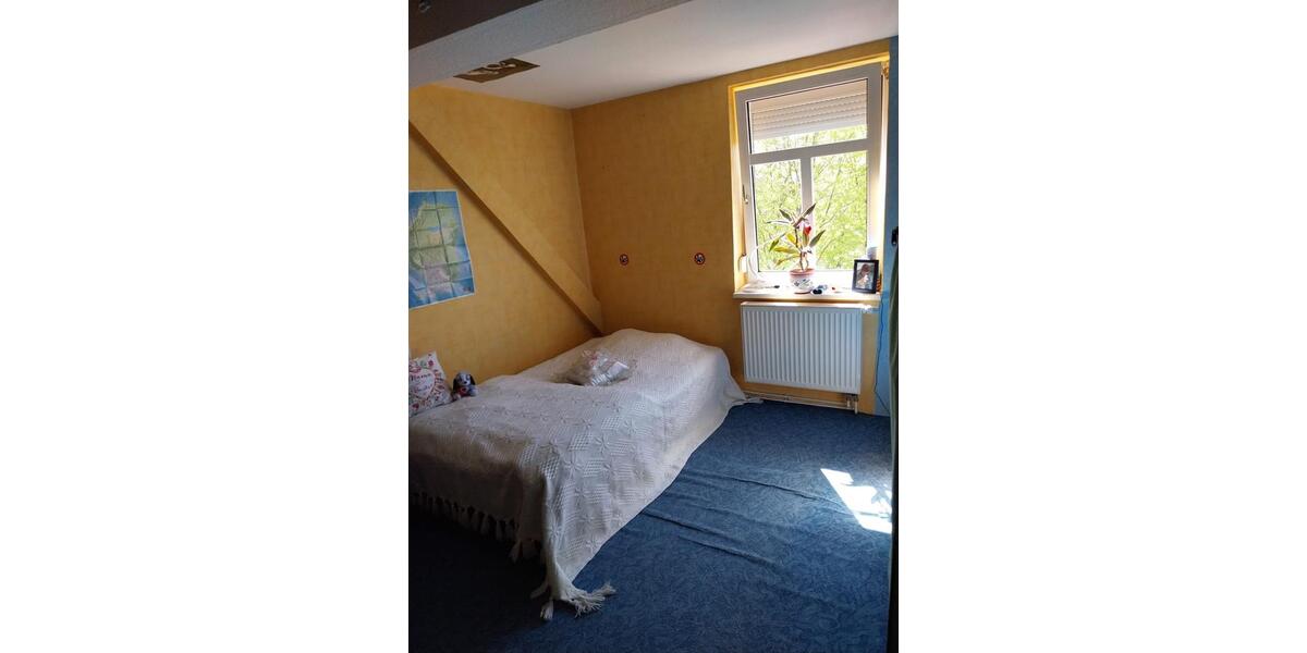 Dachgeschoßwohnung Helmstedt - 3 Zimmer, 67 m&sup2;, 90.000&euro; | Angebot:27091307