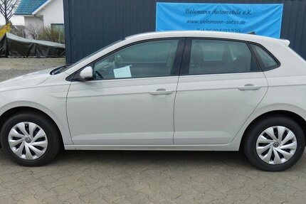 VW Polo 1.0 Life MPI BMT 4Trg Klima Navi LED 21.000 km 14.990 € Vordorf 38533