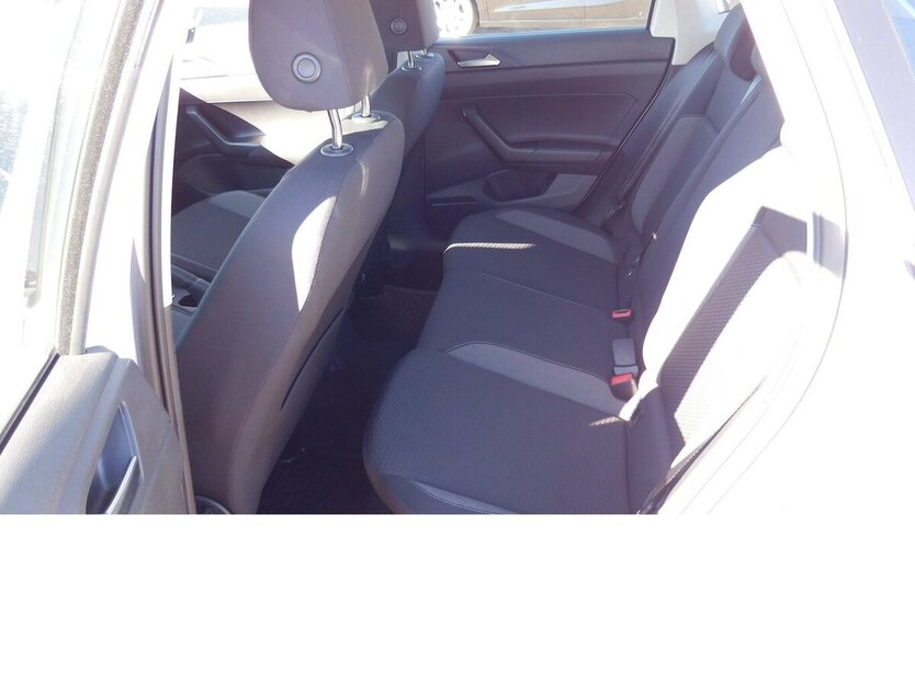 VW Polo 1.0 Life MPI BMT 4Trg Klima Navi LED 27.000 km 14.990 € Vordorf 38533