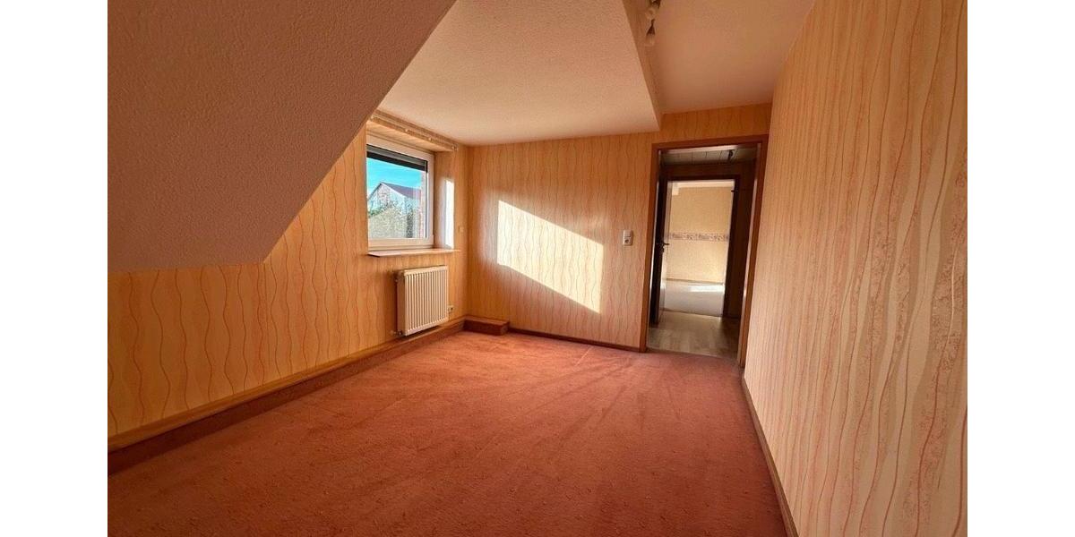 Einfamilienhaus Isenbüttel - 7 Zimmer, 195 m&sup2;, 350.000&euro; | Angebot:26038933