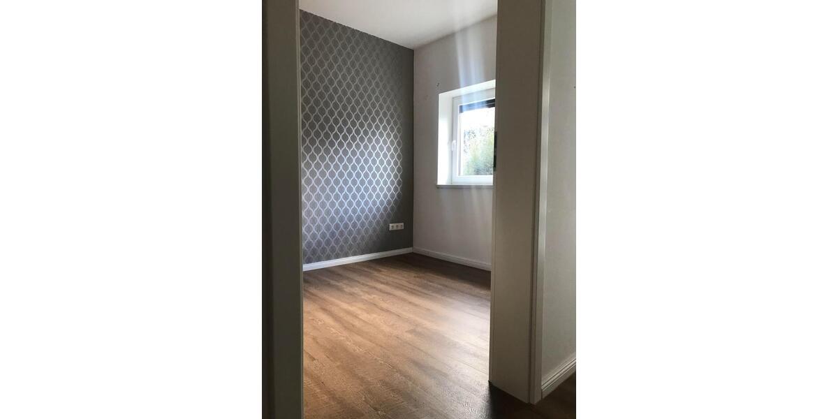 EBK, modern sehr schön renoviert, EG, von privat 3 zimmer