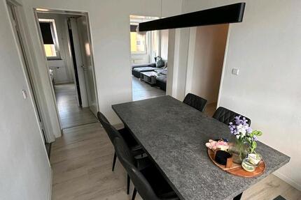 Helle 3,5-Zi., 70qm Whg, EBK, Balkon, Stellplatz, in Detmerode 3 zimmer