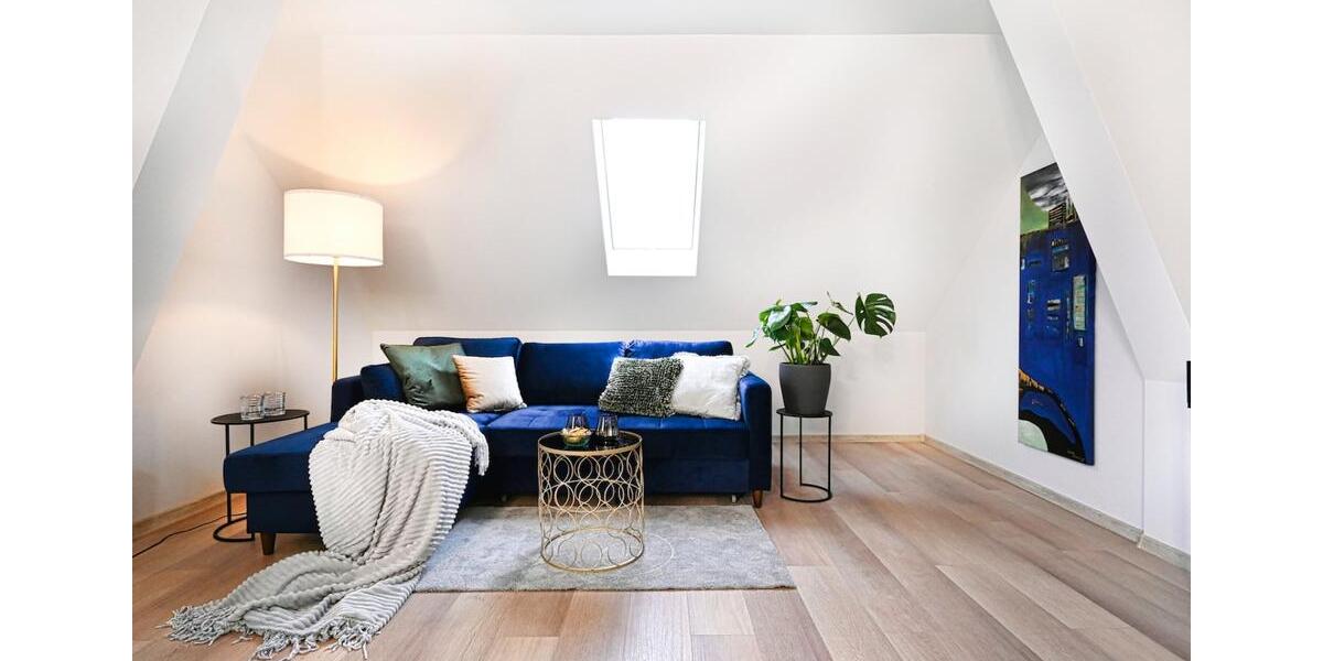 Dachgeschoßwohnung Rühen - 3 Zimmer, 90 m&sup2;, 767&euro; | Angebot:25354371